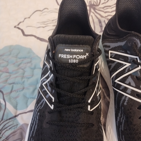 New Balance Shoes Womens US size10.5Fresh Foam 1080 Running Sneakers Knit LowTop - Picture 11 of 16